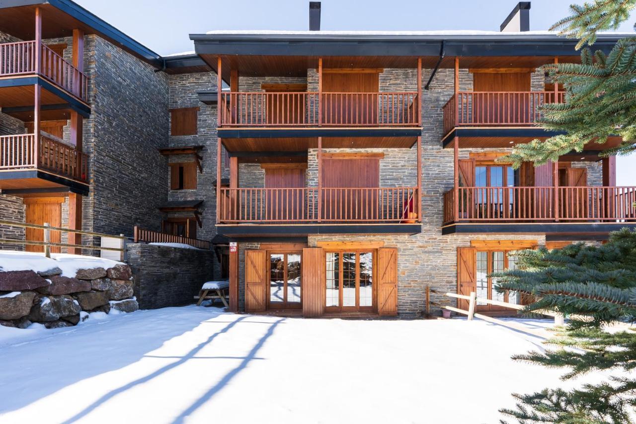 Pie de pistas Fontcanaleta Lamolina La Molina Alp Exterior foto